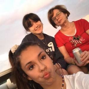 Meet your Posher, Paige